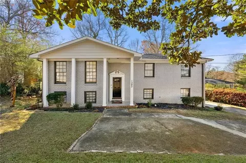 1393 Cerro Vista Dr, Atlanta, GA 30316