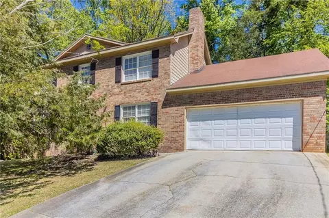 6330 Phillips Pl, Lithonia, GA 30058