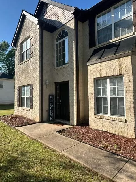 Exterior - 220 Cameron Ways, Covington, GA 30016 photo 2 of 4