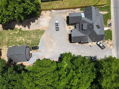Exterior - 213 N Erwin St, Cartersville, GA 30120 photo 16 of 16