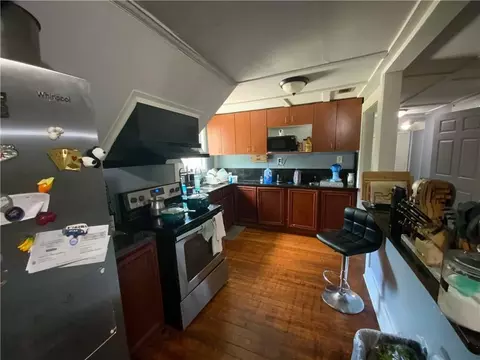 Kitchen - 213 N Erwin St, Cartersville, GA 30120 photo 5 of 6