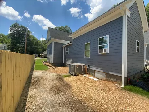 Exterior - 213 N Erwin St, Cartersville, GA 30120 photo 5 of 16
