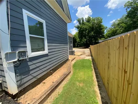 Exterior - 213 N Erwin St, Cartersville, GA 30120 photo 1 of 16