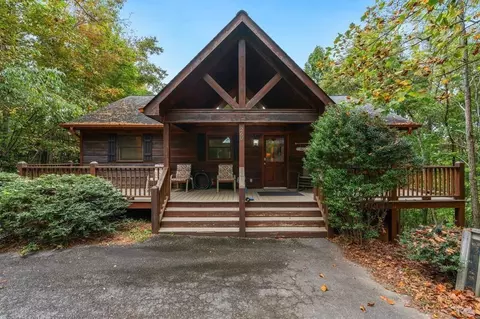 260 Mountain High Dr, Mineral Bluff, GA 30559