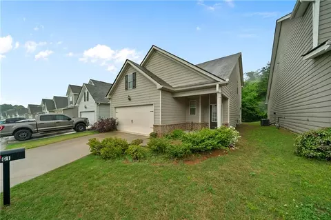 61 Castlemoor Loop, Adairsville, GA 30103