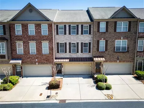 5749 Pine Oak Dr, Peachtree Corners, GA 30092