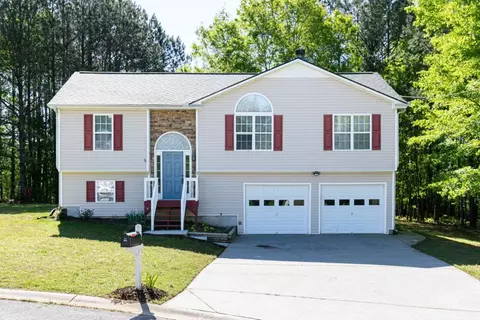 140 Maplewood Dr, Temple, GA 30179