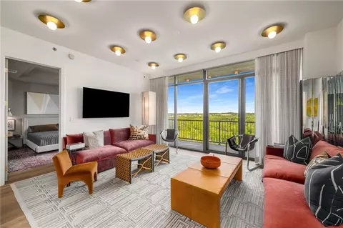 2233 Peachtree Rd NE #1207, Atlanta, GA 30309