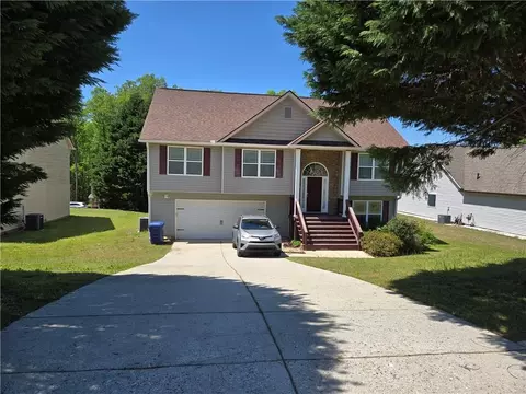 245 Oceanliner Dr, Winder, GA 30680