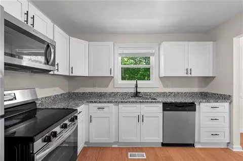 Kitchen - 6703 Cameron Rd, Morrow, GA 30260 photo 2 of 4