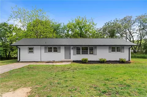 2632 Oak Valley Rd, Toccoa, GA 30577
