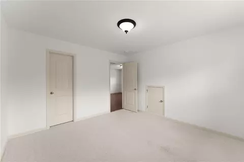 Bedroom - 550 Eldridge Dr, Suwanee, GA 30024 photo 13 of 15