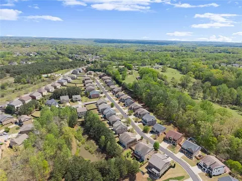 View/Area - 550 Eldridge Dr, Suwanee, GA 30024 photo 5 of 7