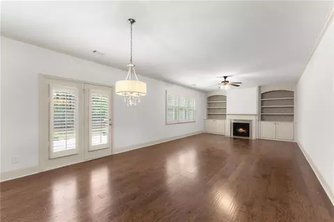 Living - 550 Eldridge Dr, Suwanee, GA 30024 photo 5 of 9