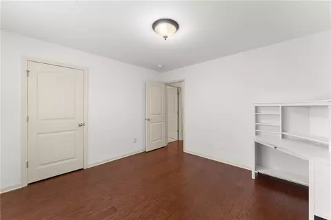 Bedroom - 550 Eldridge Dr, Suwanee, GA 30024 photo 4 of 15