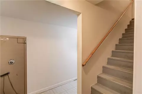Entry Way - 4048 Suzanne Ln, Duluth, GA 30096 photo 3 of 3