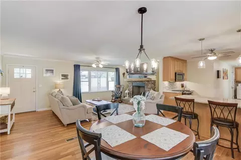 Dining - 4048 Suzanne Ln, Duluth, GA 30096 photo 2 of 2