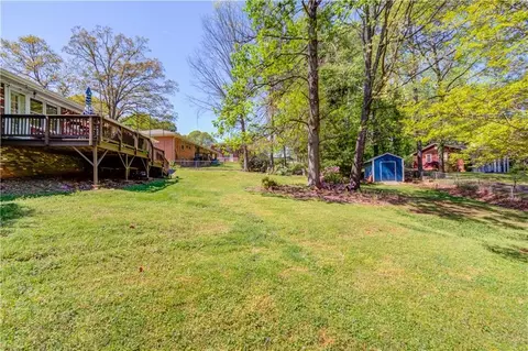 Exterior - 4048 Suzanne Ln, Duluth, GA 30096 photo 7 of 10