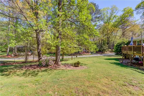 Exterior - 4048 Suzanne Ln, Duluth, GA 30096 photo 6 of 10