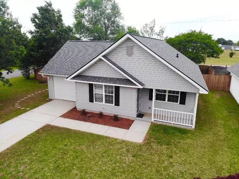 604 Eagles Landing Trl, Warner Robins, GA 31093