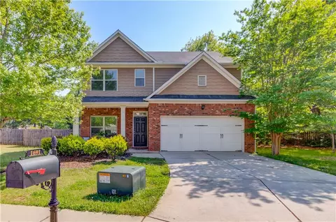 1691 Scenic Pines Dr, Lawrenceville, GA 30044