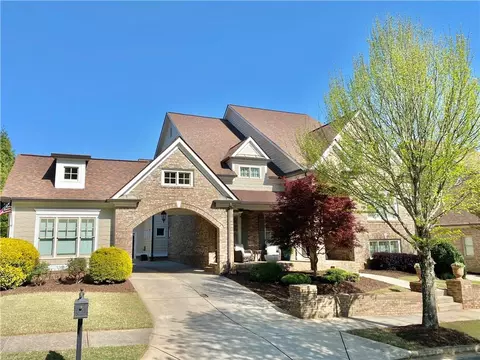311 Carmichael Cir, Canton, GA 30115