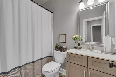 Bath - 2529 Tomoka Dr, Bethlehem, GA 30620 photo 5 of 6