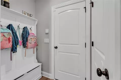 Entry Way - 2529 Tomoka Dr, Bethlehem, GA 30620 photo 10 of 10