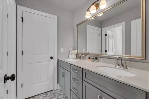 Bath - 2529 Tomoka Dr, Bethlehem, GA 30620 photo 6 of 6