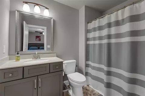 Bath - 2529 Tomoka Dr, Bethlehem, GA 30620 photo 3 of 6