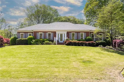 4579 Blakedale Cir NE, Roswell, GA 30075