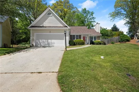 895 Charleston Ct, Gainesville, GA 30501