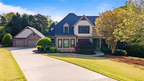 7625 Yacht Club Dr, Cumming, GA 30041