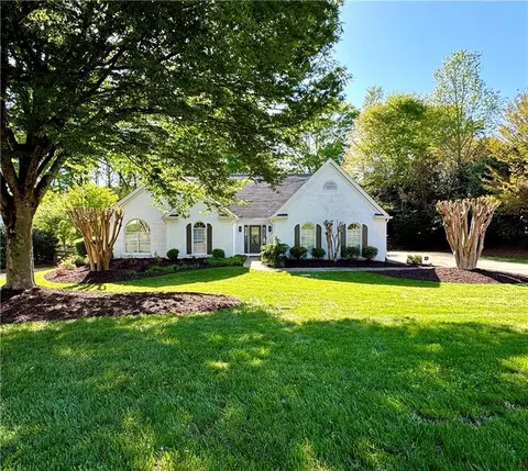 7375 Cavaletti Cir, Cumming, GA 30040