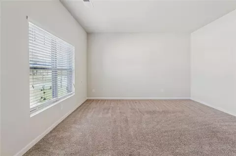 365 Lamont Ln, Hampton, GA 30228 photo 5