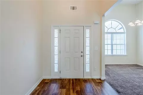 811 Betsy Ross Trl, Hampton, GA 30228 photo 2