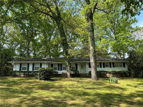2963 Williams Pl, Snellville, GA 30078