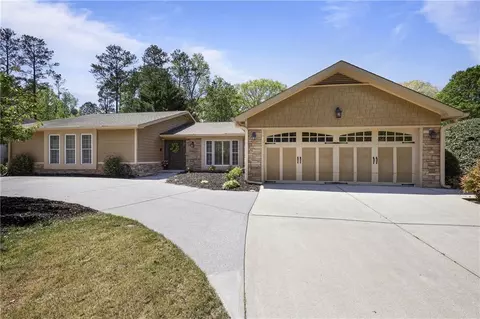 3025 Greenfield Dr, Marietta, GA 30068