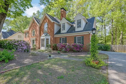 701 Belgrave Ln, Tucker, GA 30084
