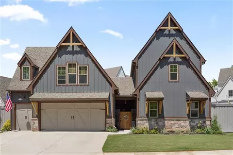 220 Arbor Garden Cir, Newnan, GA 30265