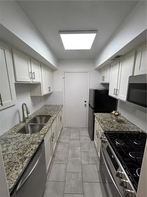 6851 Roswell Rd #O10, Atlanta, GA 30328