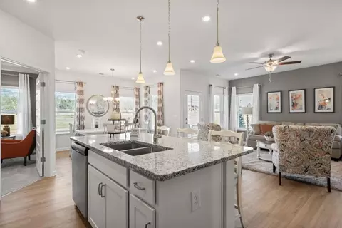 Kitchen - 55 Willow Cir, Rock Spring, GA 30739 photo 4 of 5