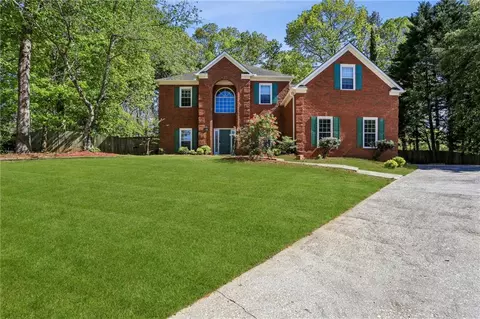 2461 Peregrine Trl, Suwanee, GA 30024