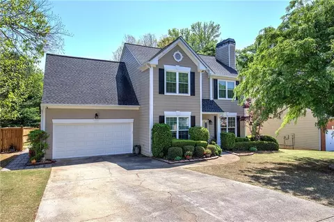 5221 Huntcrest Pl SW, Mableton, GA 30126