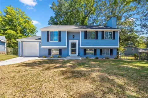 5399 Kristian Ct, Stone Mountain, GA 30088