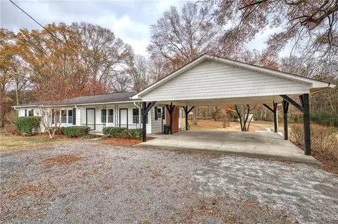 439 Cash Rd NE, Calhoun, GA 30701