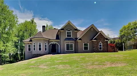 265 Castlewood Rd, Tyrone, GA 30290
