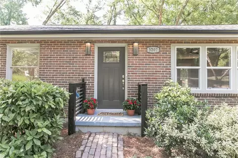 3207 Canary Ct, Decatur, GA 30032