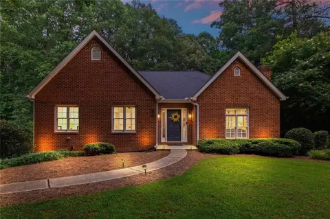 521 Smithstone Rd SE, Marietta, GA 30067