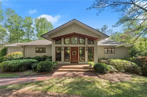 3545 Greystone Rd, Gainesville, GA 30506